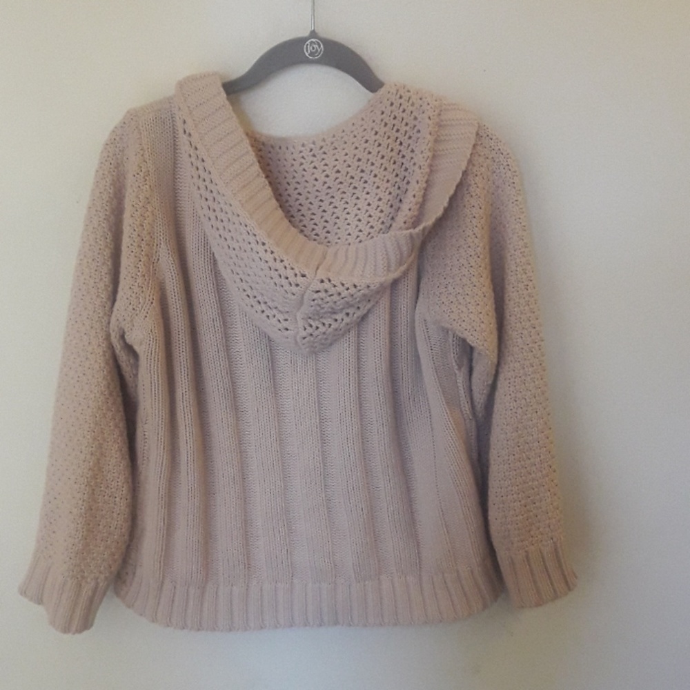 Sweater - Picture 7 of 8